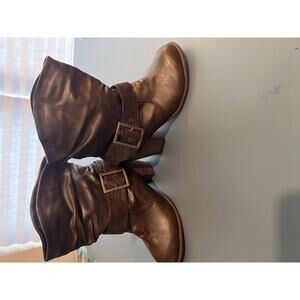 Chic Brown Slouchy Heeled Boots - Falls Creek Brand - Size 7 (SR423)